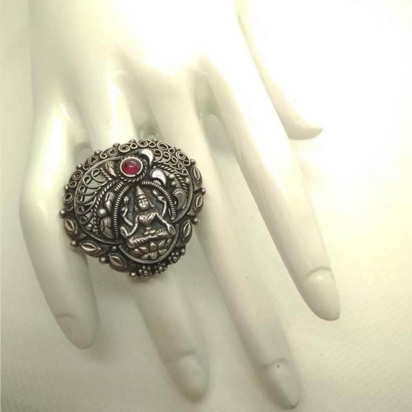 Royal Gems South Sea Pearl Stone Original Certified Silver Ring Mukta Stone  Sacche Moti Ring For Girls Women Chandi Ki Anguthi साउथ सी पर्ल मोती रत्न  ओरिजिनल पर्ल रिंग मोती रिंग मोती
